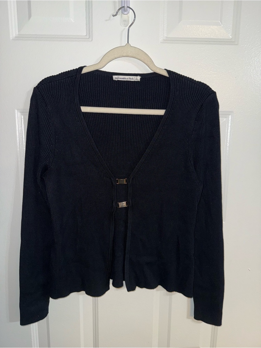 Abercrombie & Fitch Women’s L Black Ribbed Knit Cardigan Metal Clasp Y2K